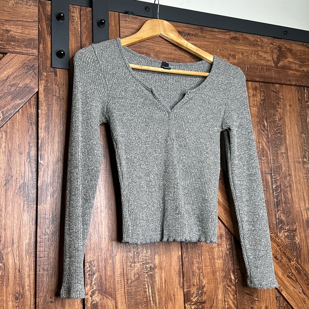Gray crop top